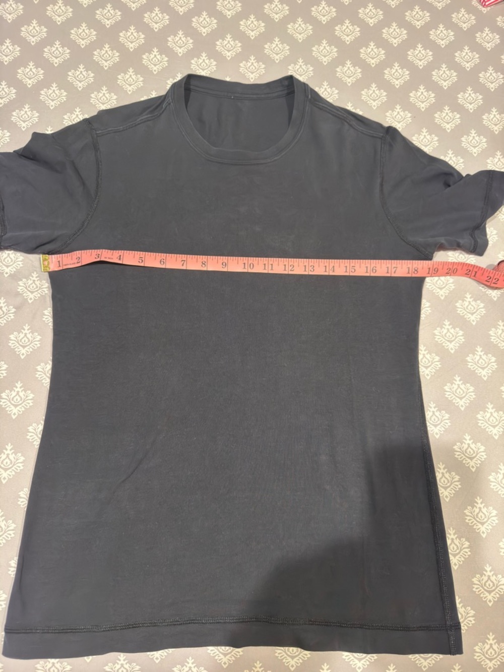 lululemon athletica Men's Short Sleeve Crew Tee - Black